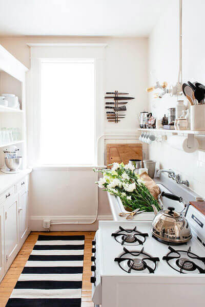 80 ways to decorate a small kitchen | shutterfly