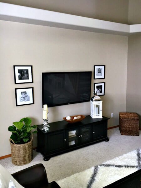 80 ways to decorate a small living room | shutterfly