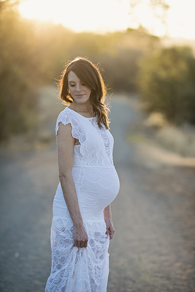 What to Wear for Maternity Photos | Shutterfly Beautiful Pregnancy Photo Ideas