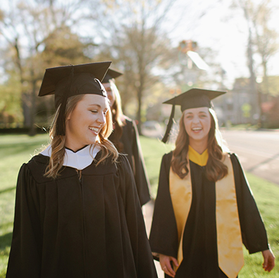 How To Wear A Graduation Cap What Side Does The Tassel Go On