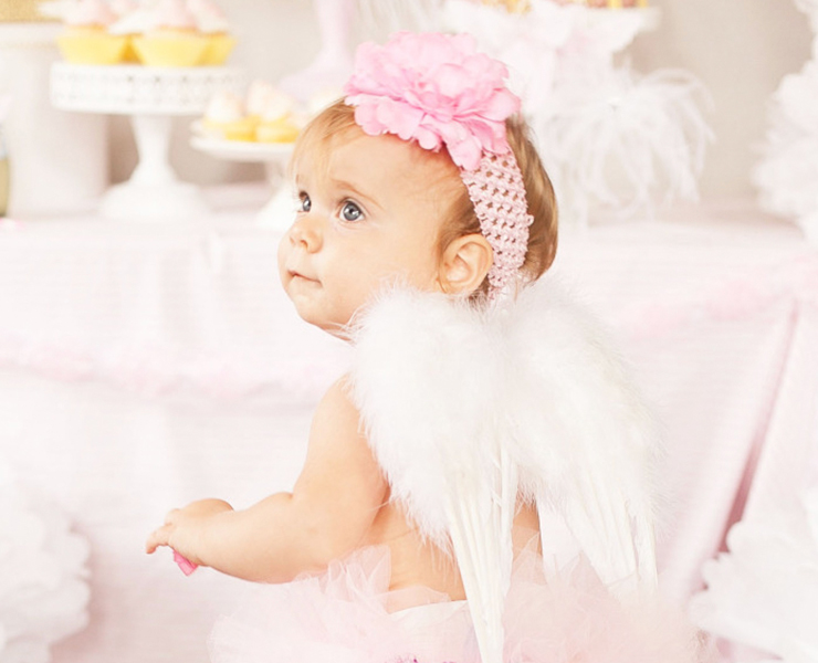 baby with wings