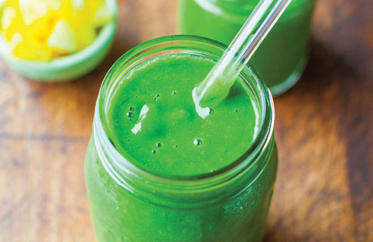 green smoothie in a mason jar