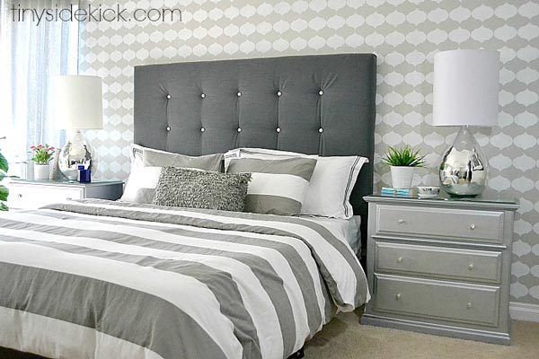 75 Gray Bedroom Ideas And Photos, Dark Grey Headboard Room Ideas