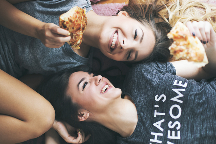 30 Best Friend Picture Ideas You Haven T Tried Shutterfly