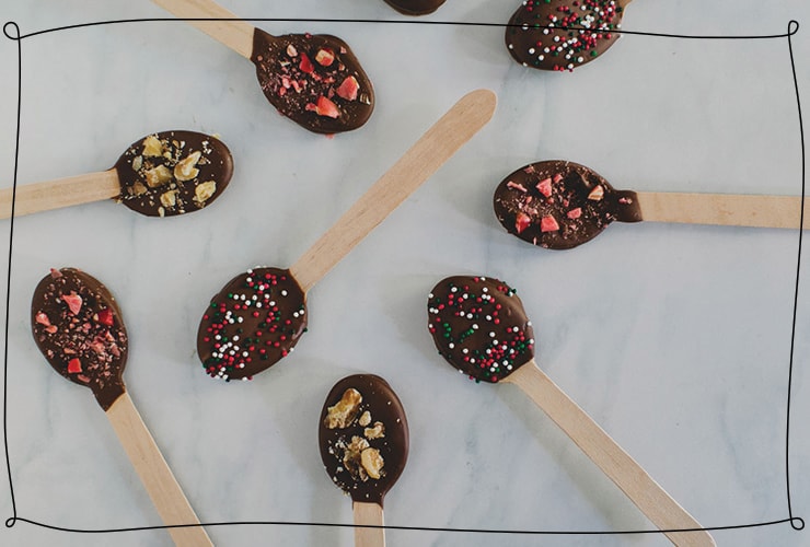 Hot chocolate spoons with festive sprinkles