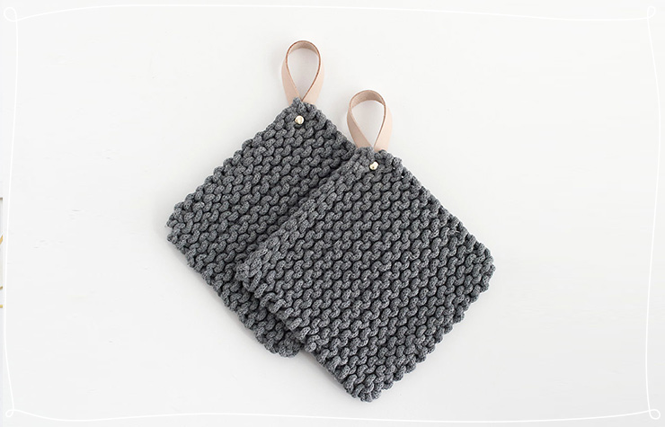 knitted potholders