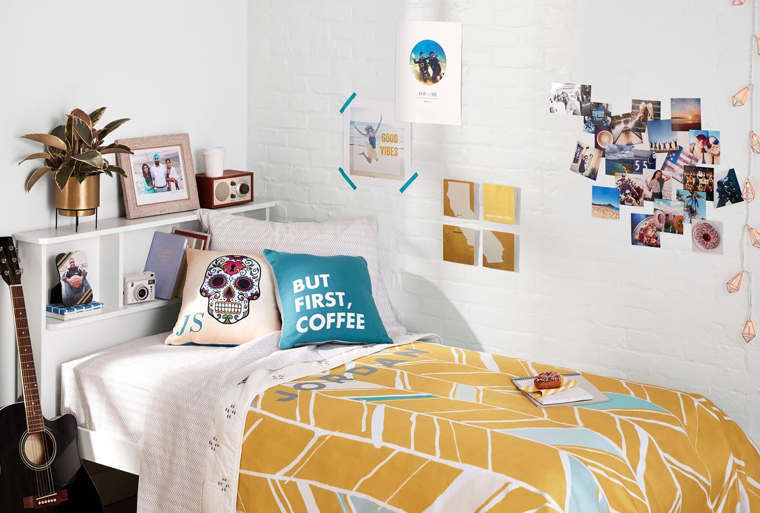 Diy Wall Art For Dorm Rooms / dorm makeover dormify grace room - DIY ...