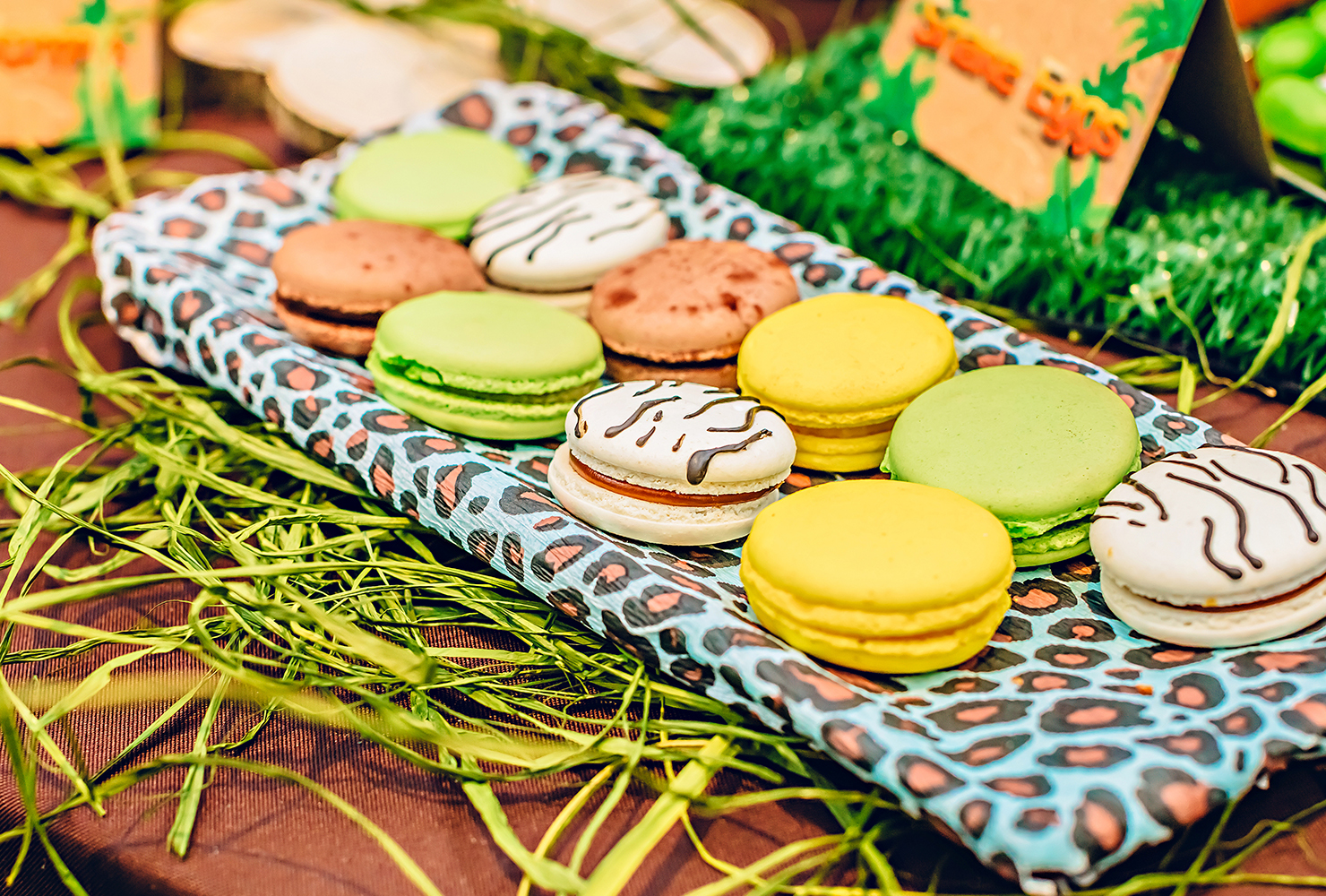 jungle themed macarons for baby shower.